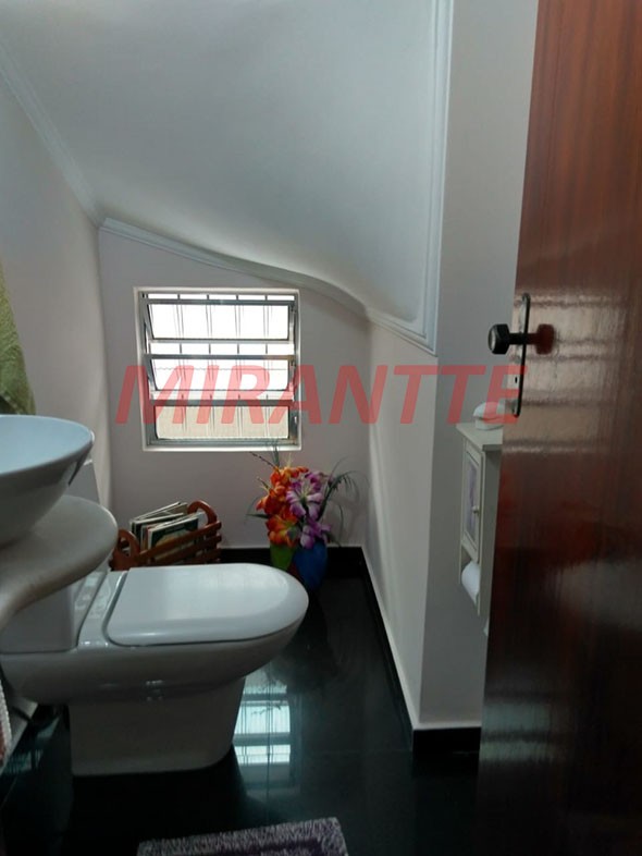 Sobrado de 204m² com 3 quartos em Jardim França