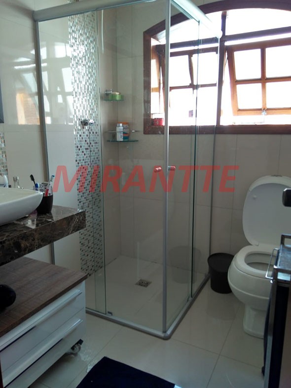 Sobrado de 204m² com 3 quartos em Jardim França