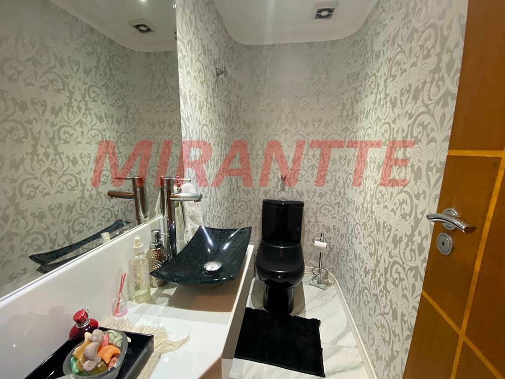 Apartamento de 240m² com 4 quartos em Santana