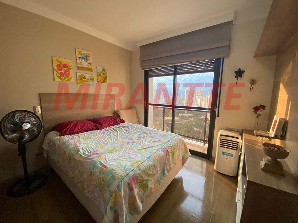 Apartamento de 240m² com 4 quartos em Santana