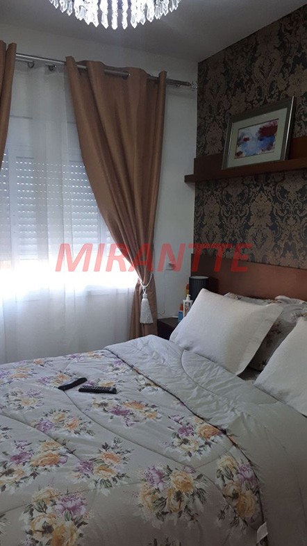 Apartamento de 68m² com 2 quartos em Pari