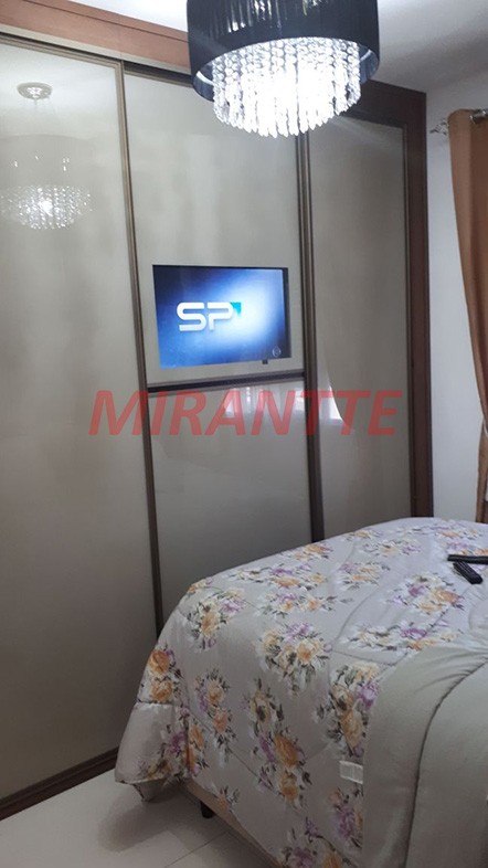 Apartamento de 68m² com 2 quartos em Pari