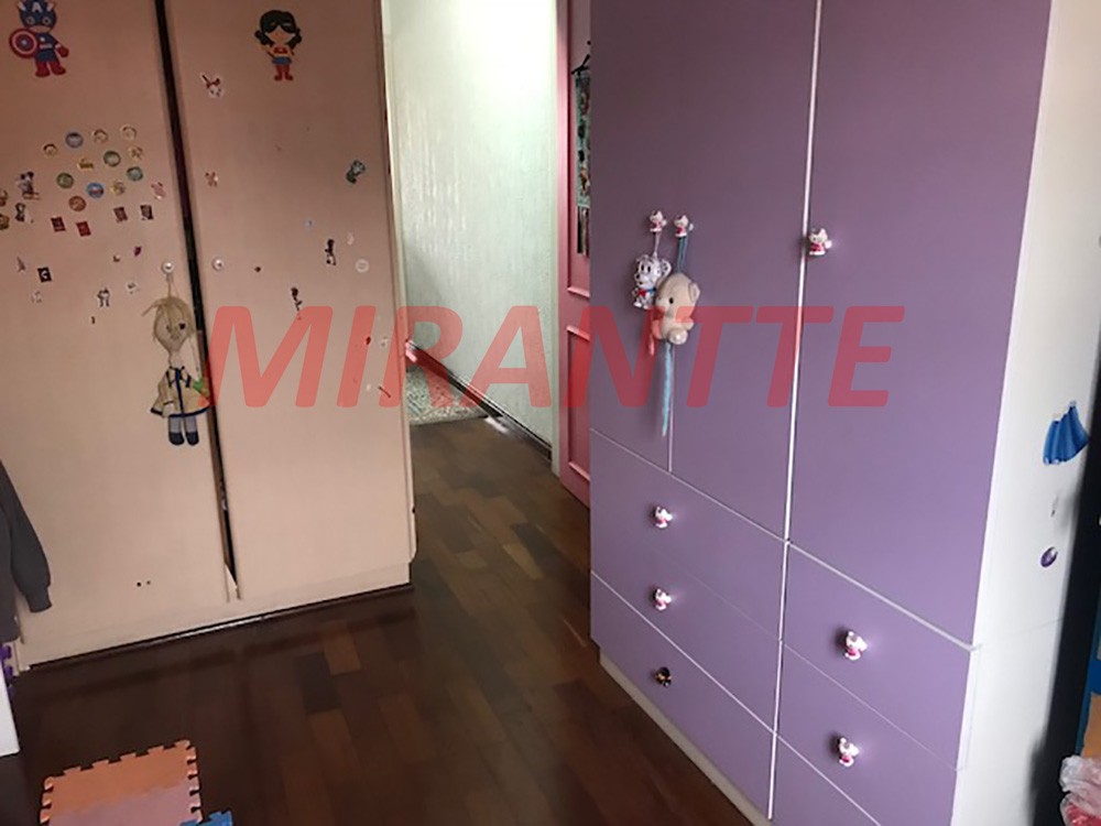 Sobrado de 210m² com 3 quartos em Limão