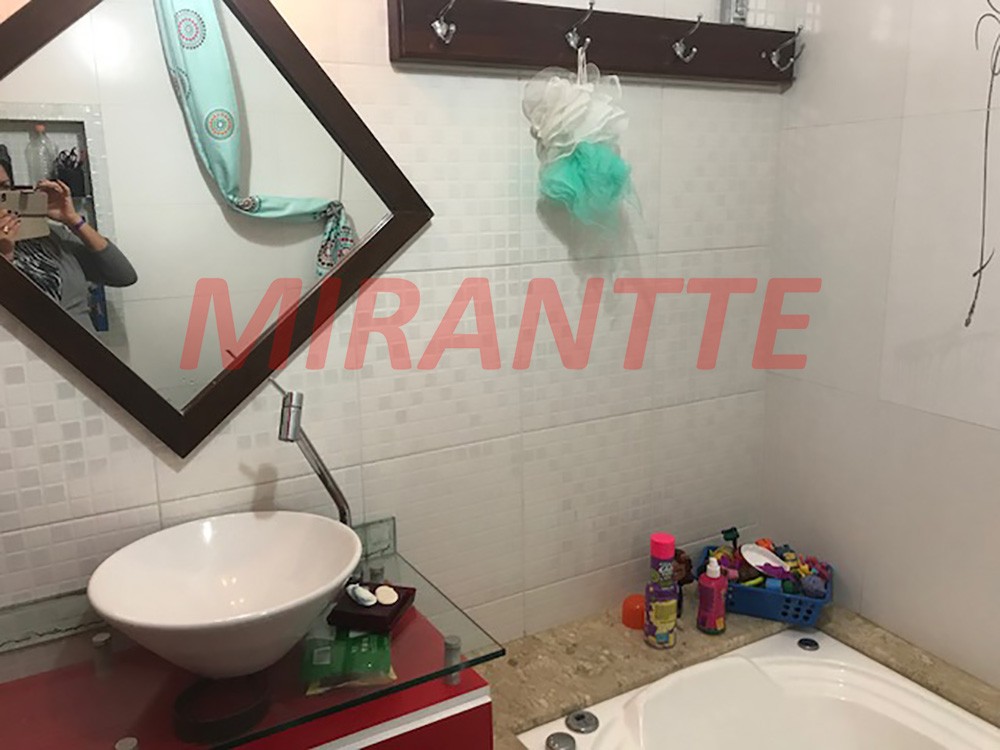 Sobrado de 210m² com 3 quartos em Limão