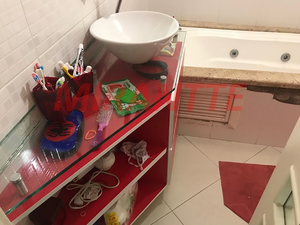 Sobrado de 210m² com 3 quartos em Limão