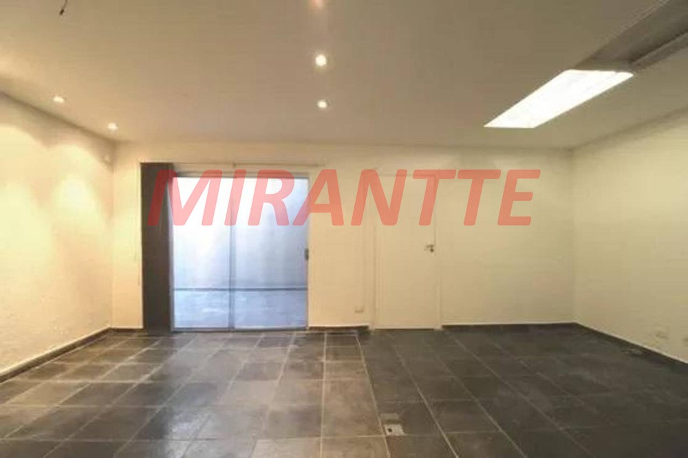 Comercial de 277m² em Saúde