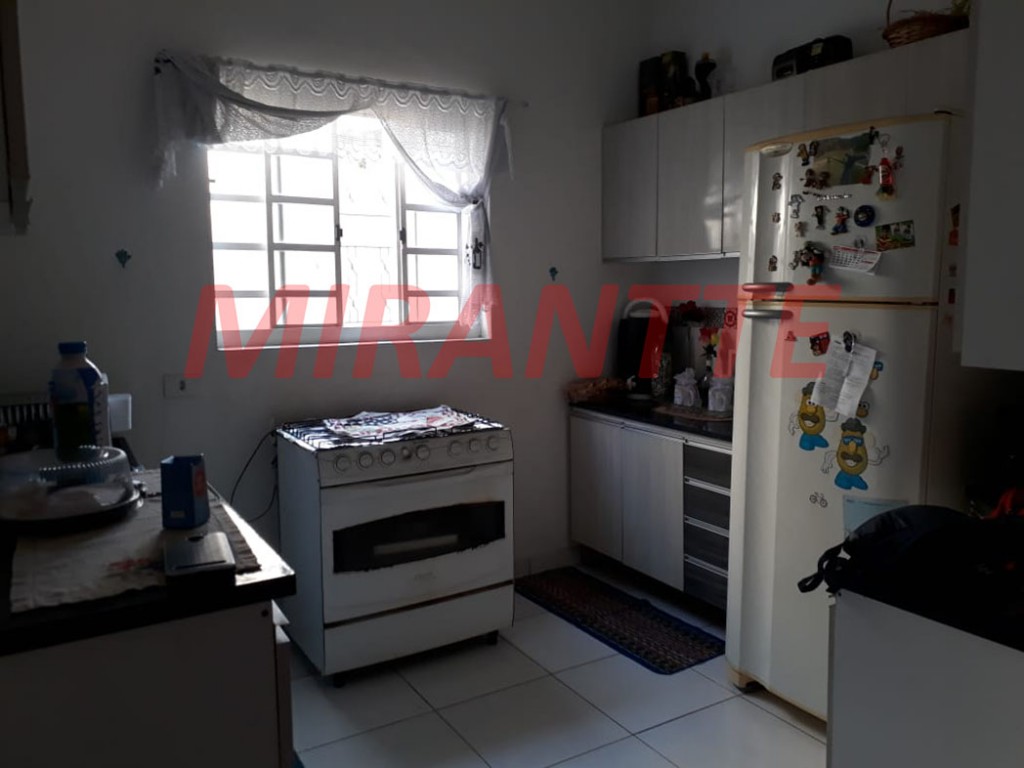 Sobrado de 200m² com 4 quartos em Canindé