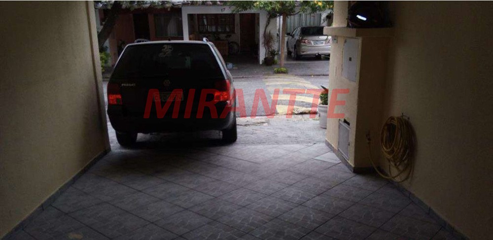 Cond. fechado de 110m² com 3 quartos em Vila Carbone