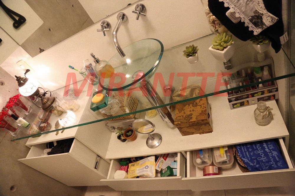 Apartamento com 1 quartos em Jardim Analia Franco
