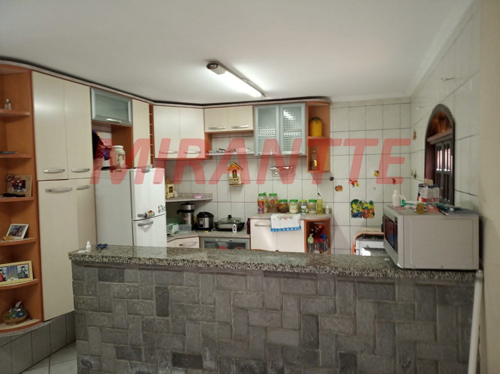 Sobrado de 180m² com 3 quartos em Parque Taipas