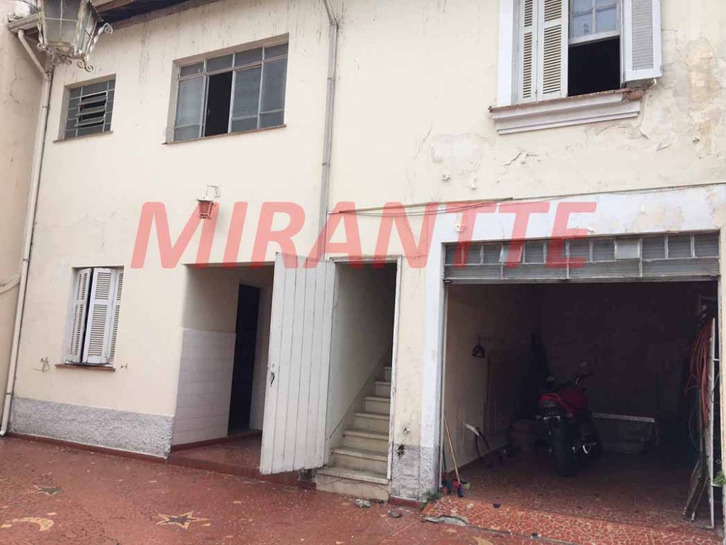 Sobrado de 335m² com 3 quartos em Santana