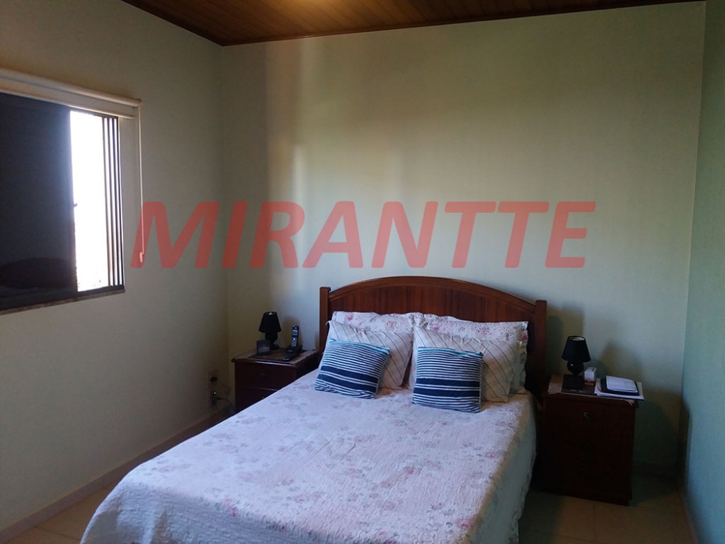 Sobrado de 270m² com 3 quartos em Vila Nova Mazzei