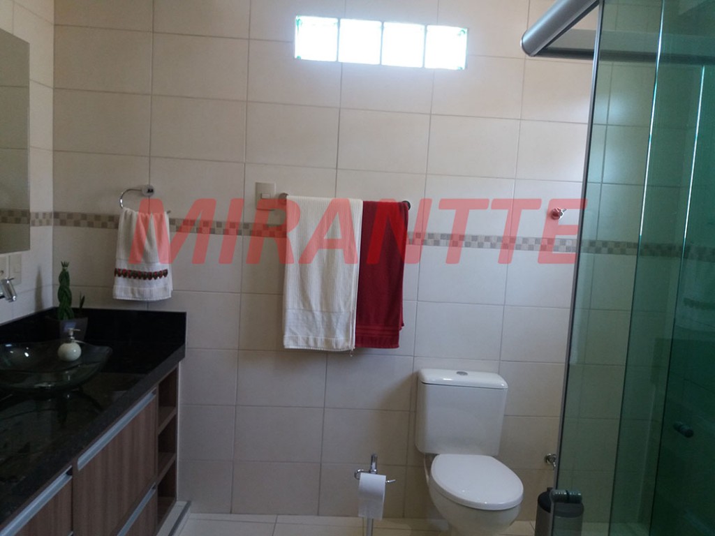 Sobrado de 270m² com 3 quartos em Vila Nova Mazzei