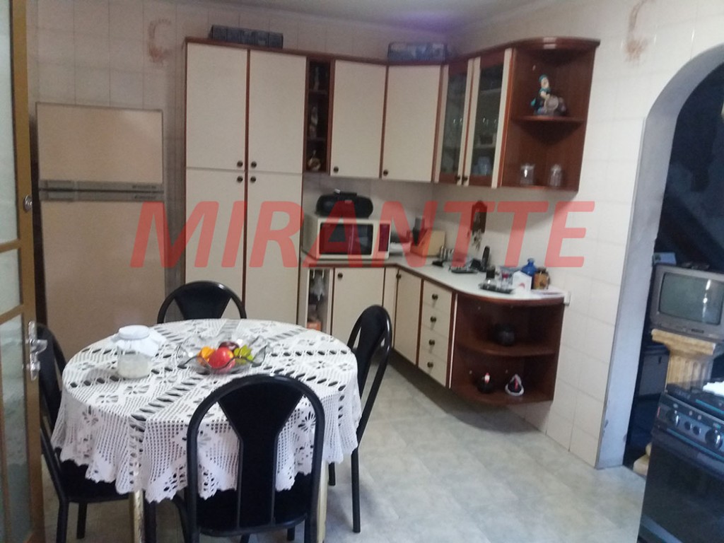 Sobrado de 270m² com 3 quartos em Vila Nova Mazzei