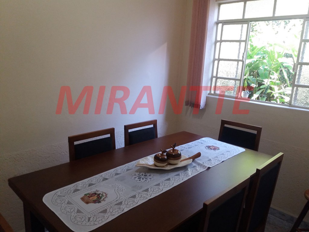 Sobrado de 270m² com 3 quartos em Vila Nova Mazzei