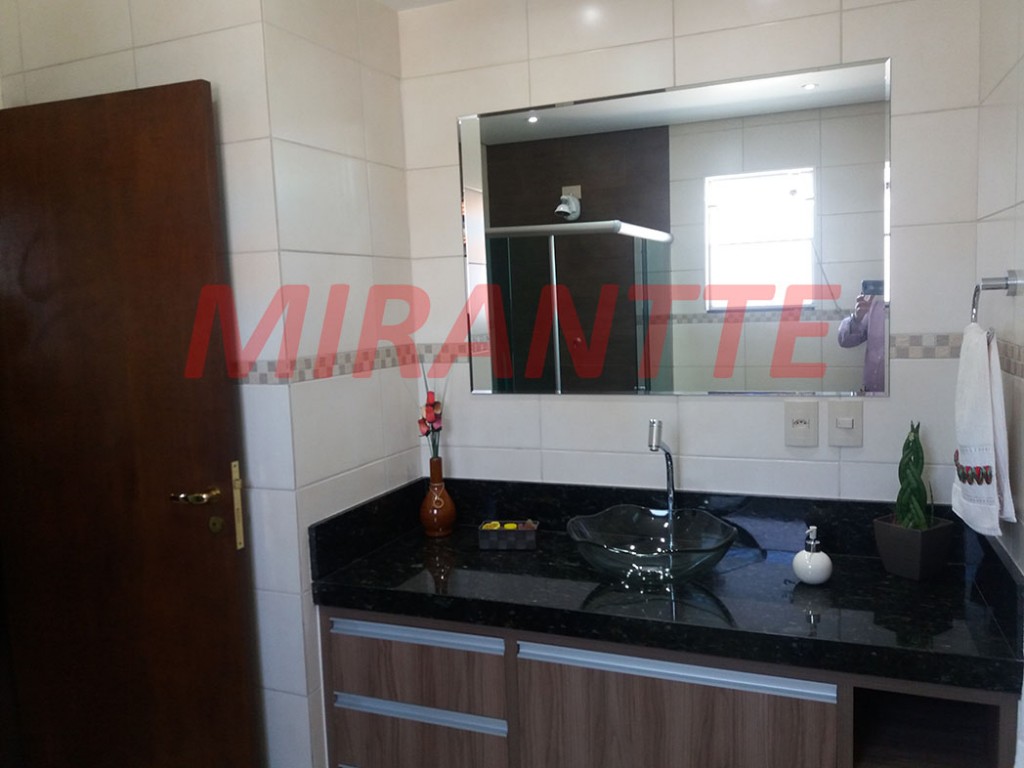 Sobrado de 270m² com 3 quartos em Vila Nova Mazzei