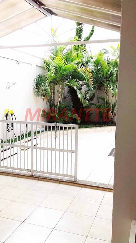 Sobrado de 400m² com 4 quartos em Jardim Guapíra