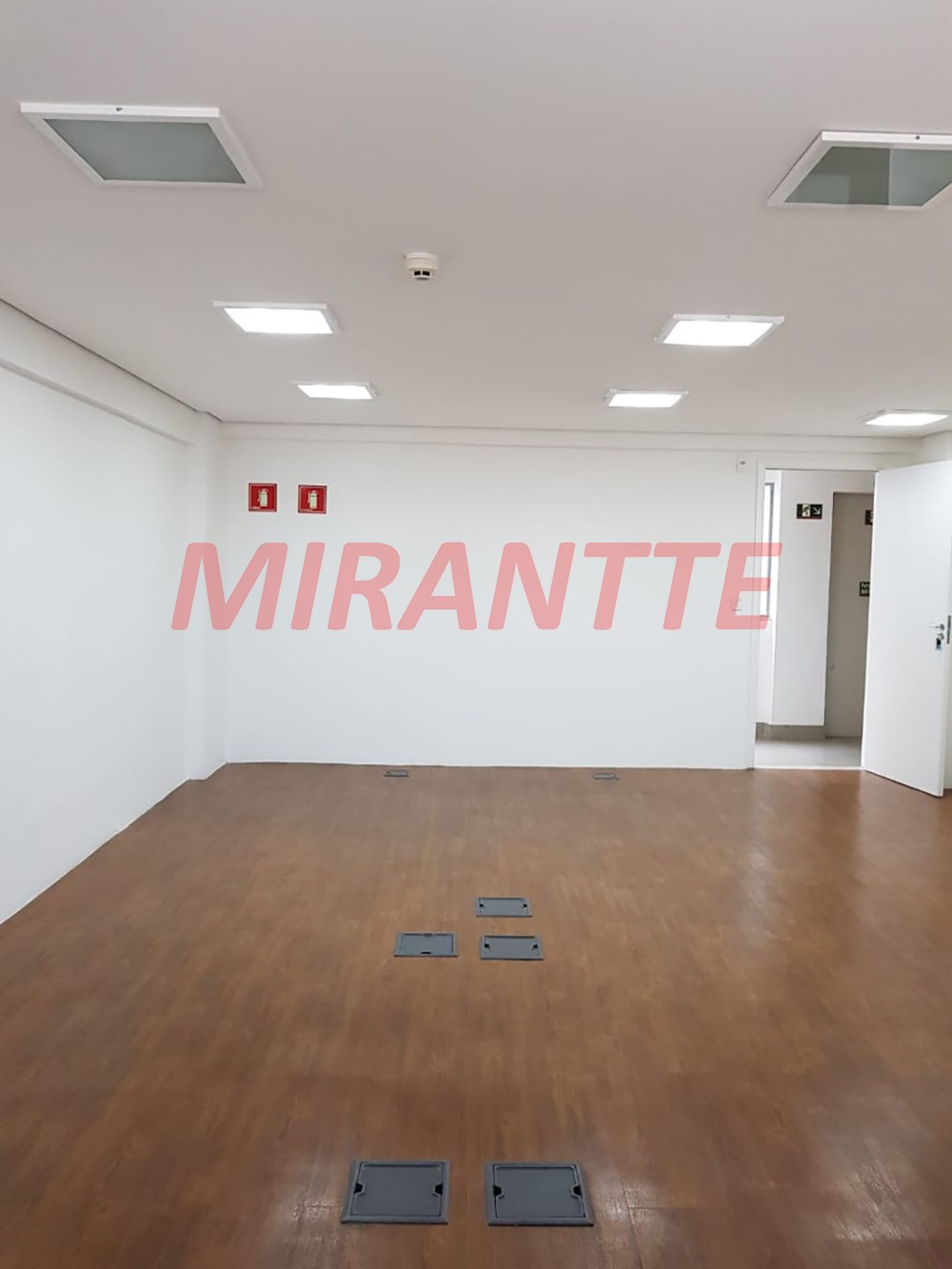 Comercial de 42m² em Santana