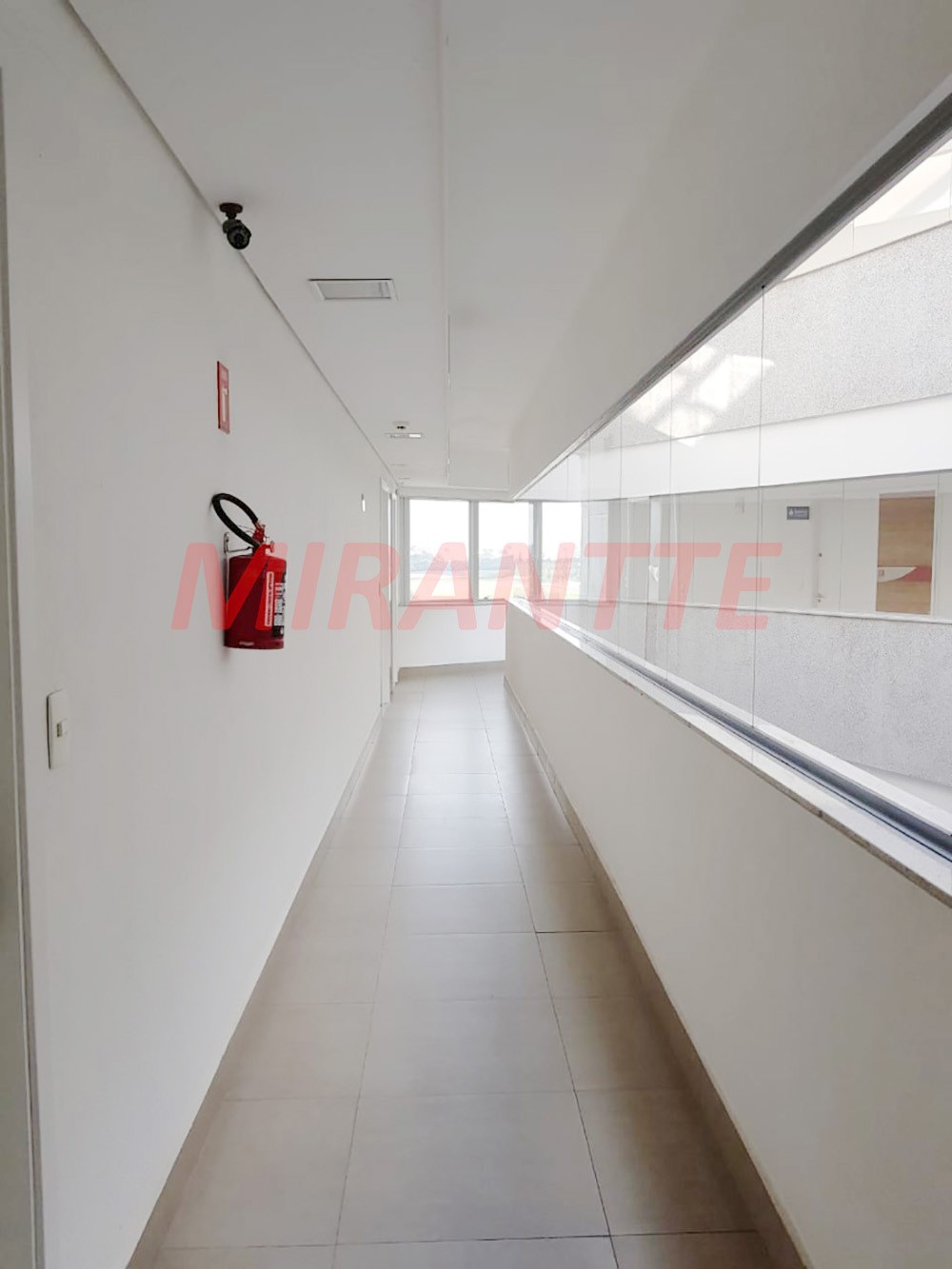 Comercial de 42m² em Santana