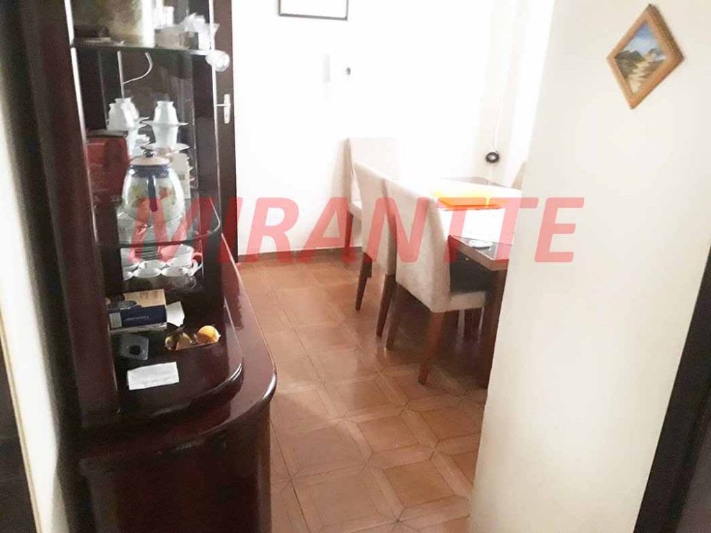 Casa terrea de 250m² com 3 quartos em Vila Mazzei