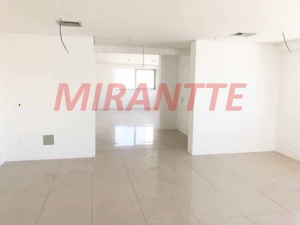 Comercial de 50m² em Santana
