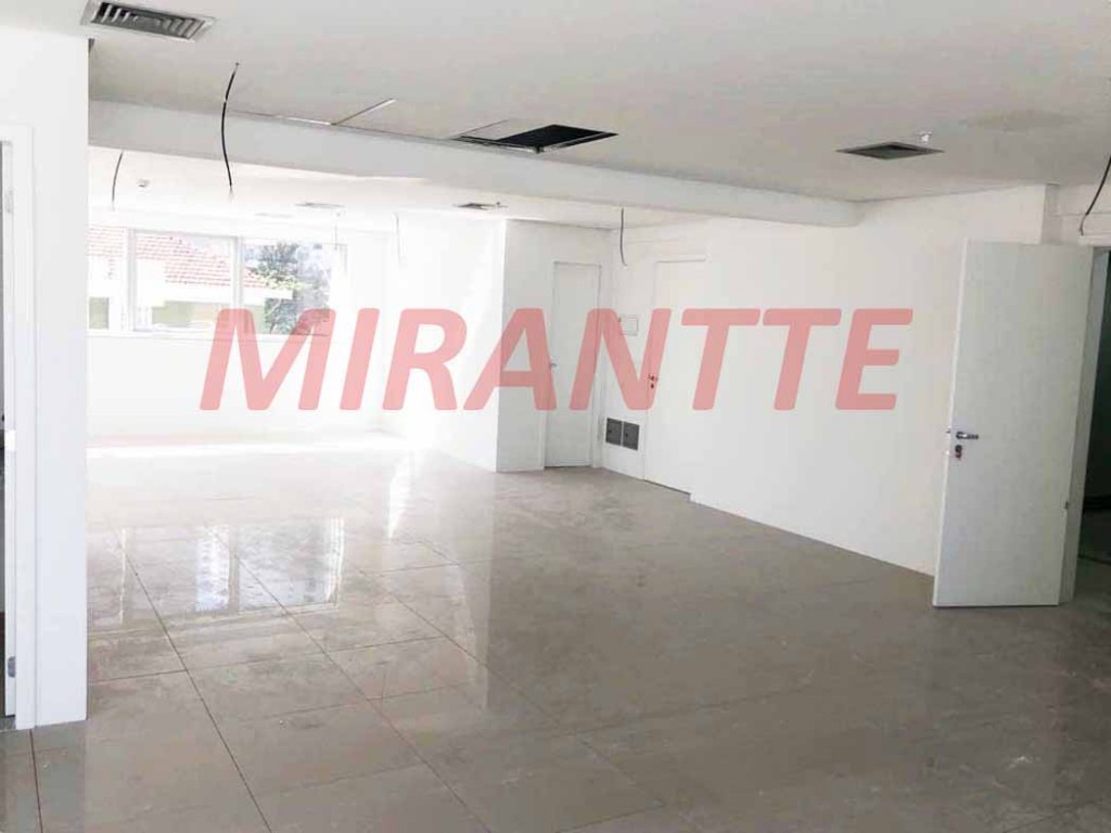 Comercial de 50m² em Santana