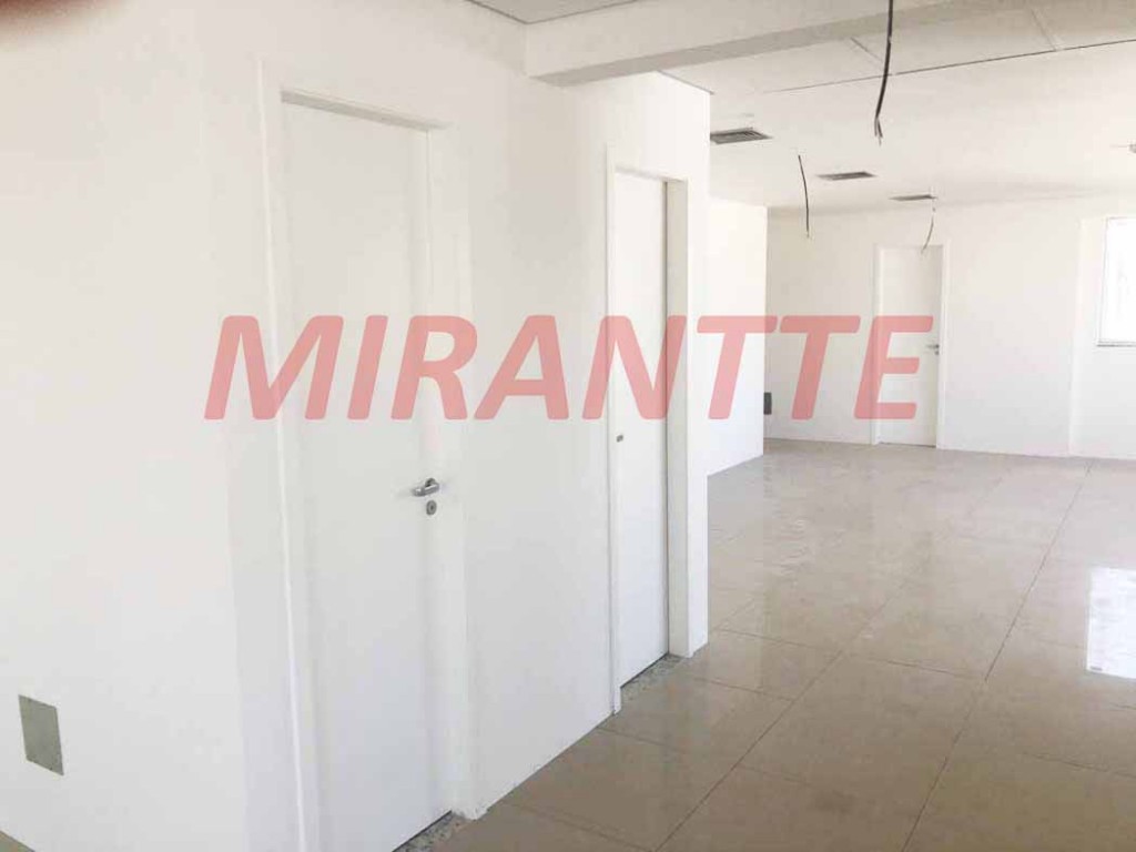 Comercial de 50m² em Santana