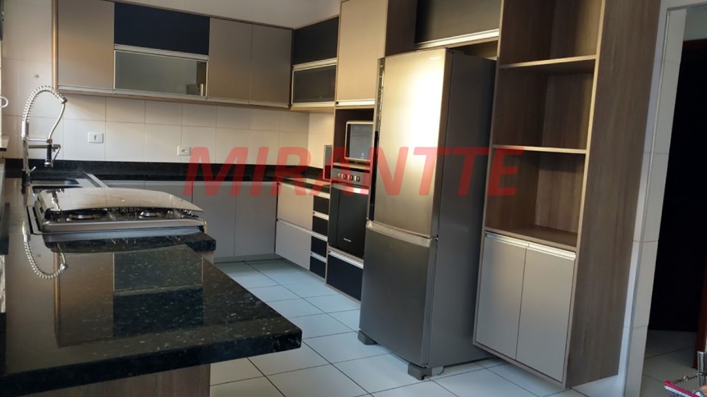 Sobrado de 220m² com 4 quartos em Pirituba