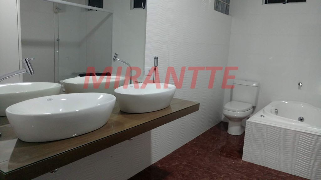 Sobrado de 220m² com 4 quartos em Pirituba