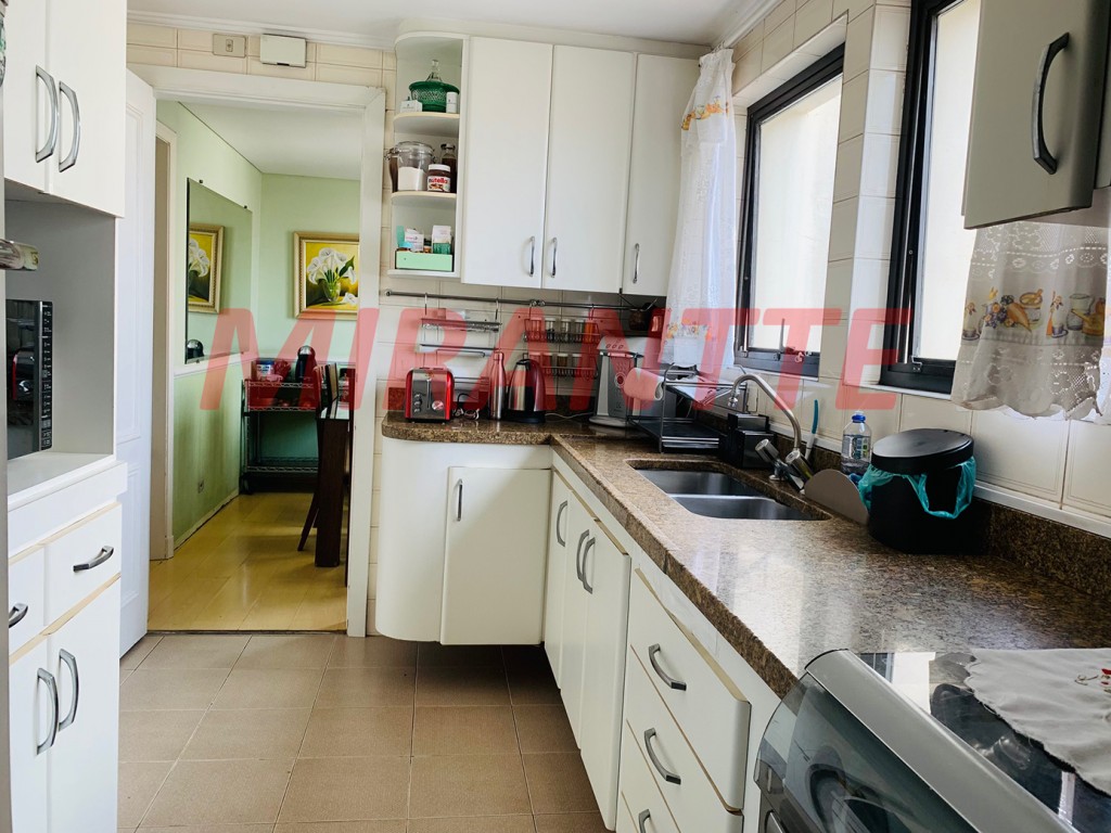 Apartamento de 230m² com 4 quartos em Santana