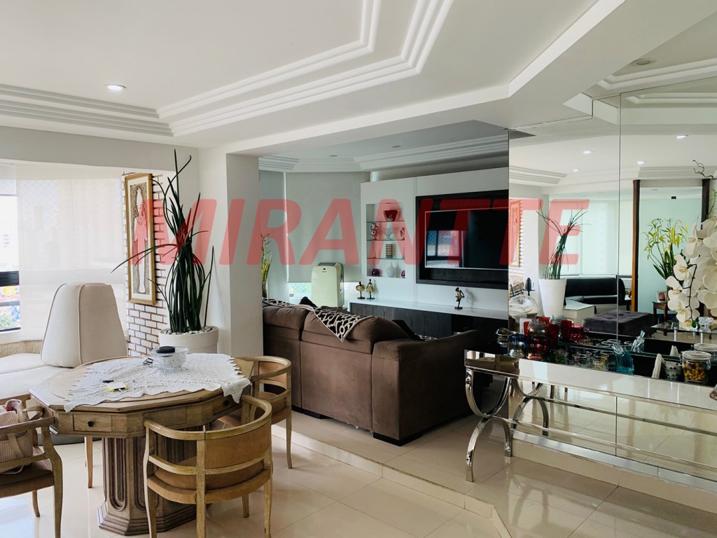 Apartamento de 230m² com 4 quartos em Santana
