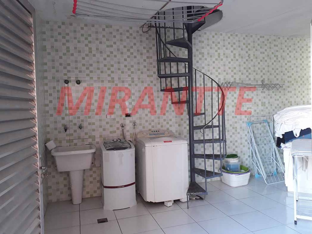 Casa terrea de 266m² com 4 quartos em Vila Sabrina