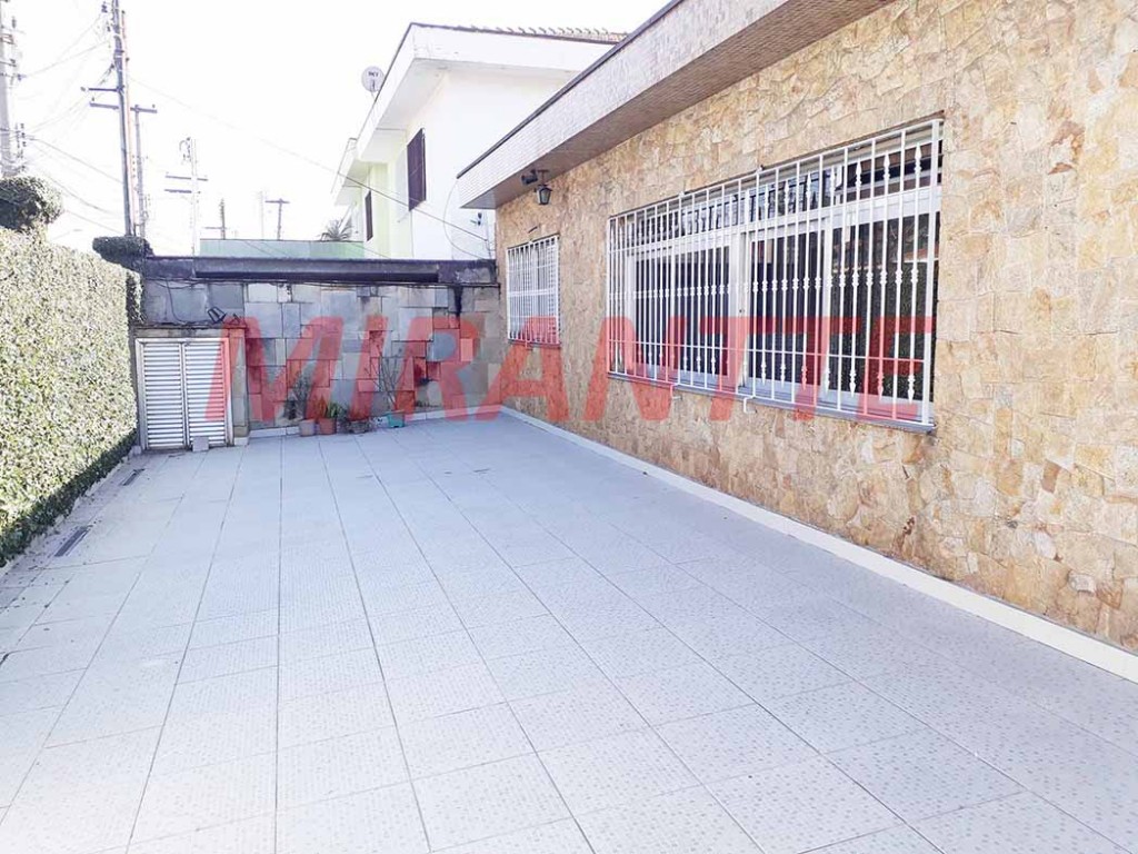 Casa terrea de 266m² com 4 quartos em Vila Sabrina