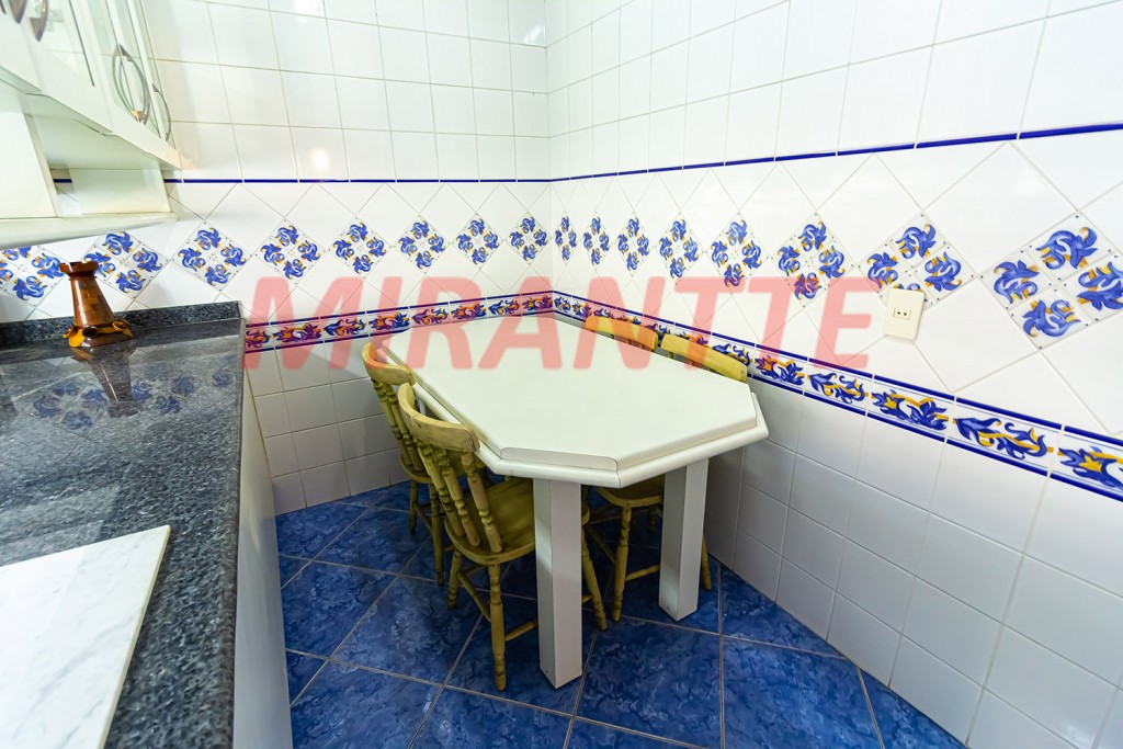Sobrado de 600m² com 4 quartos em Palmas Do Tremembé