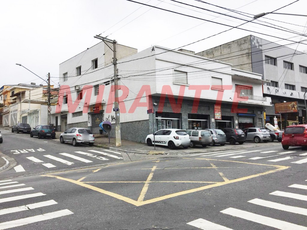 Comercial de 1000m² em Vila Ede