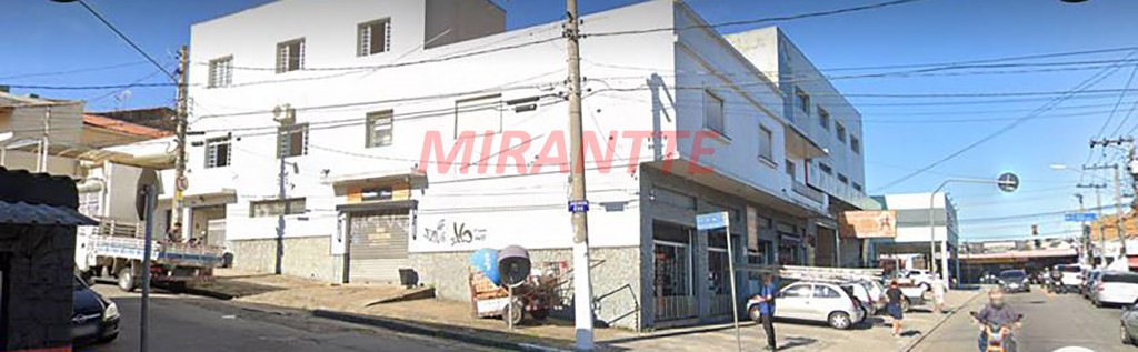 Comercial de 1000m² em Vila Ede