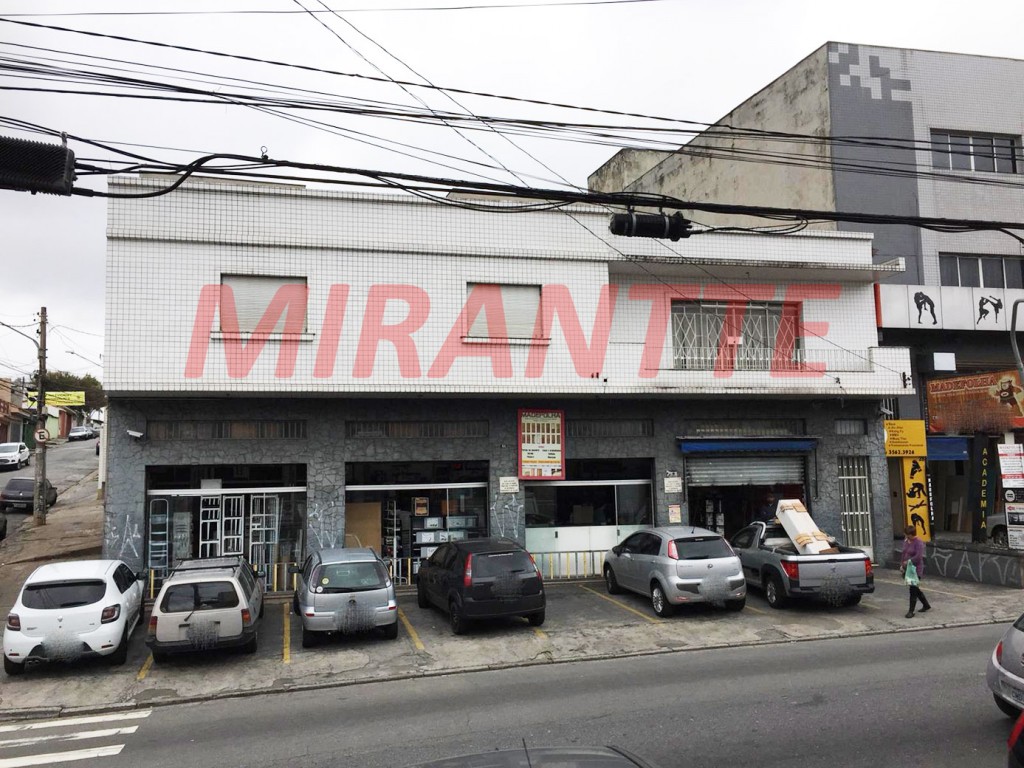 Comercial de 1000m² em Vila Ede