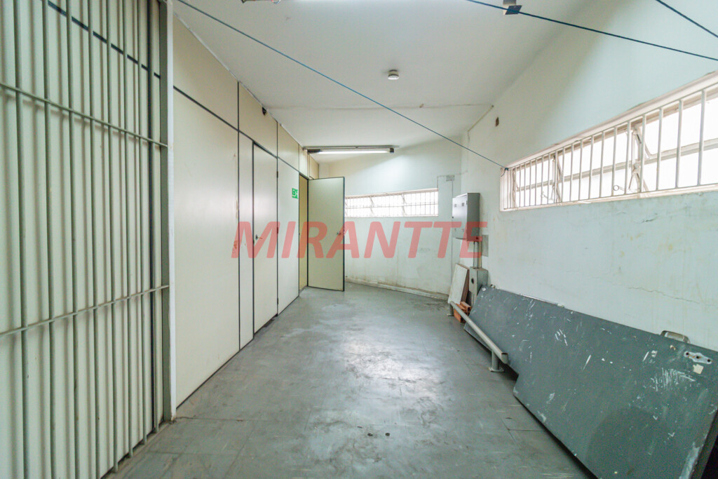 Comercial de 310m² em Casa Verde