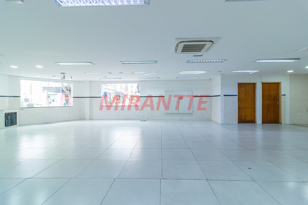 Comercial de 310m² em Casa Verde