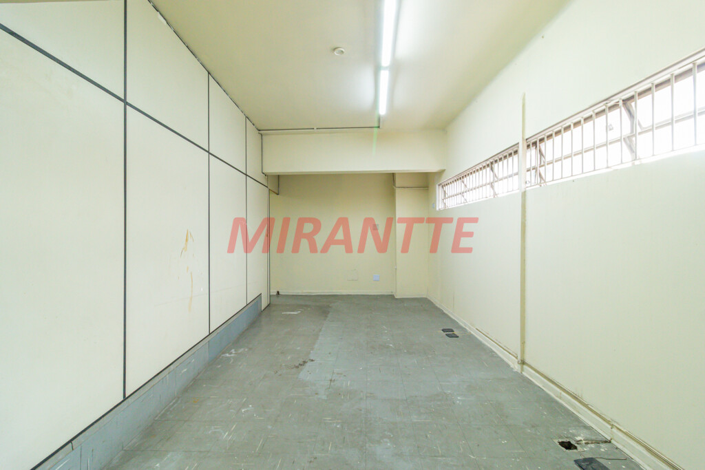 Comercial de 310m² em Casa Verde