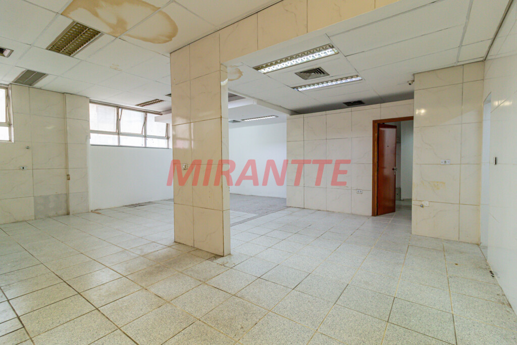 Comercial de 310m² em Casa Verde