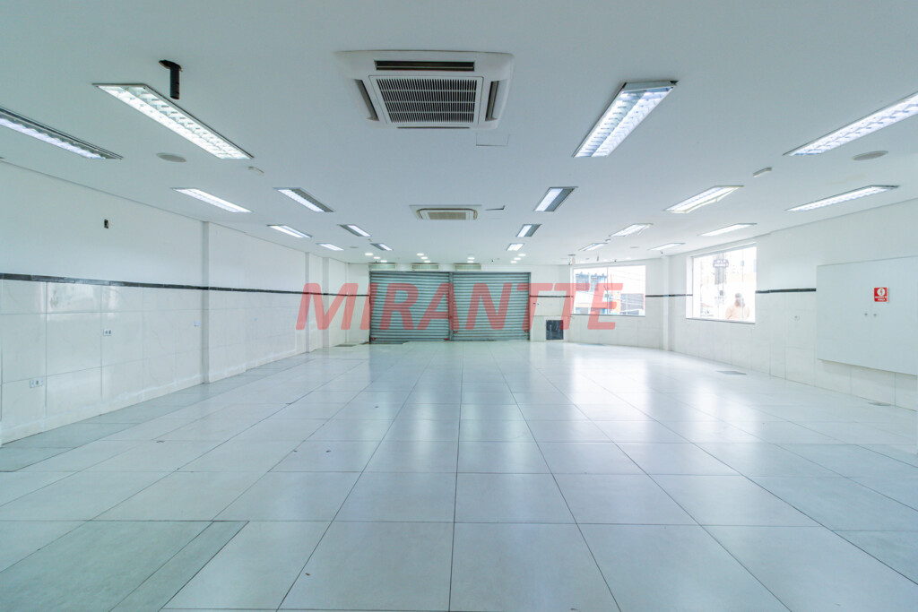 Comercial de 310m² em Casa Verde