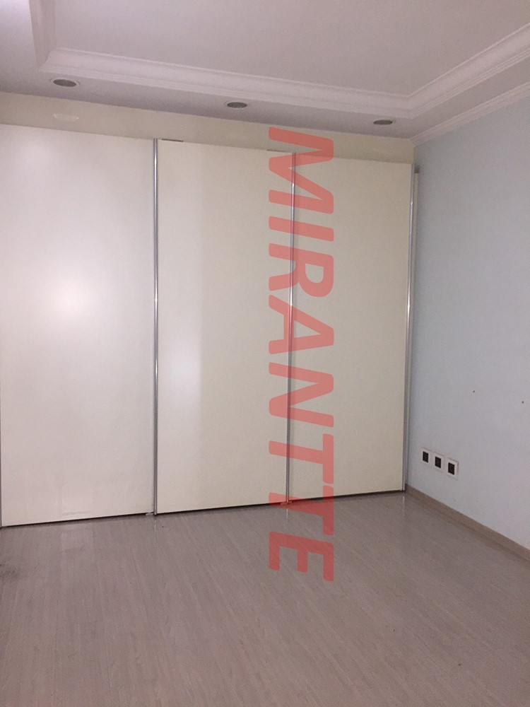 Sobrado de 180m² com 2 quartos em Santa Teresinha