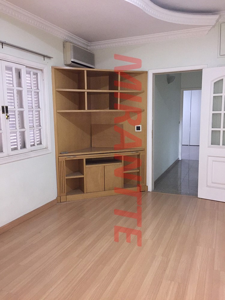 Sobrado de 180m² com 2 quartos em Santa Teresinha