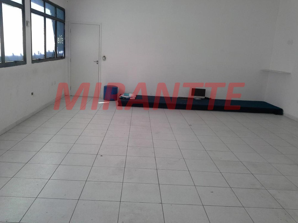 Comercial de 120m² em Santana