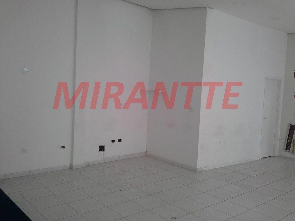 Comercial de 120m² em Santana