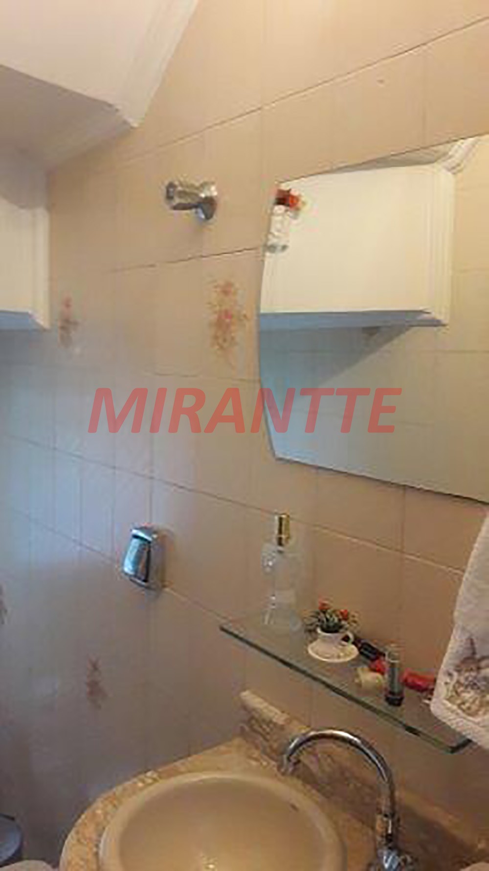 Sobrado de 139m² com 3 quartos em Vila Ester