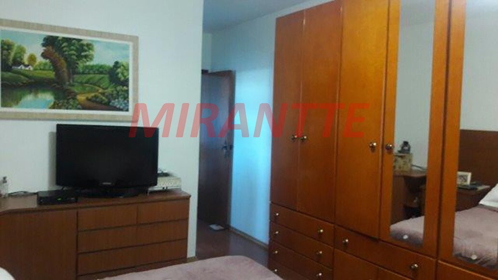 Sobrado de 139m² com 3 quartos em Vila Ester