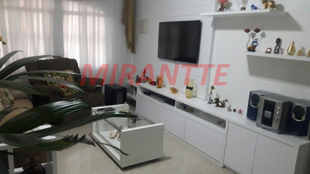 Sobrado de 139m² com 3 quartos em Vila Ester