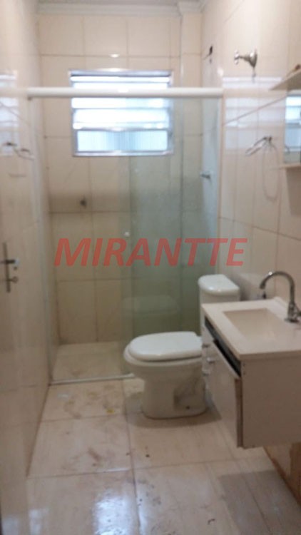 Casa terrea de 110m² com 2 quartos em Parque Casa De Pedra